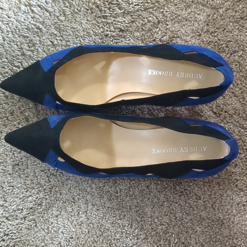 Ladies shoes